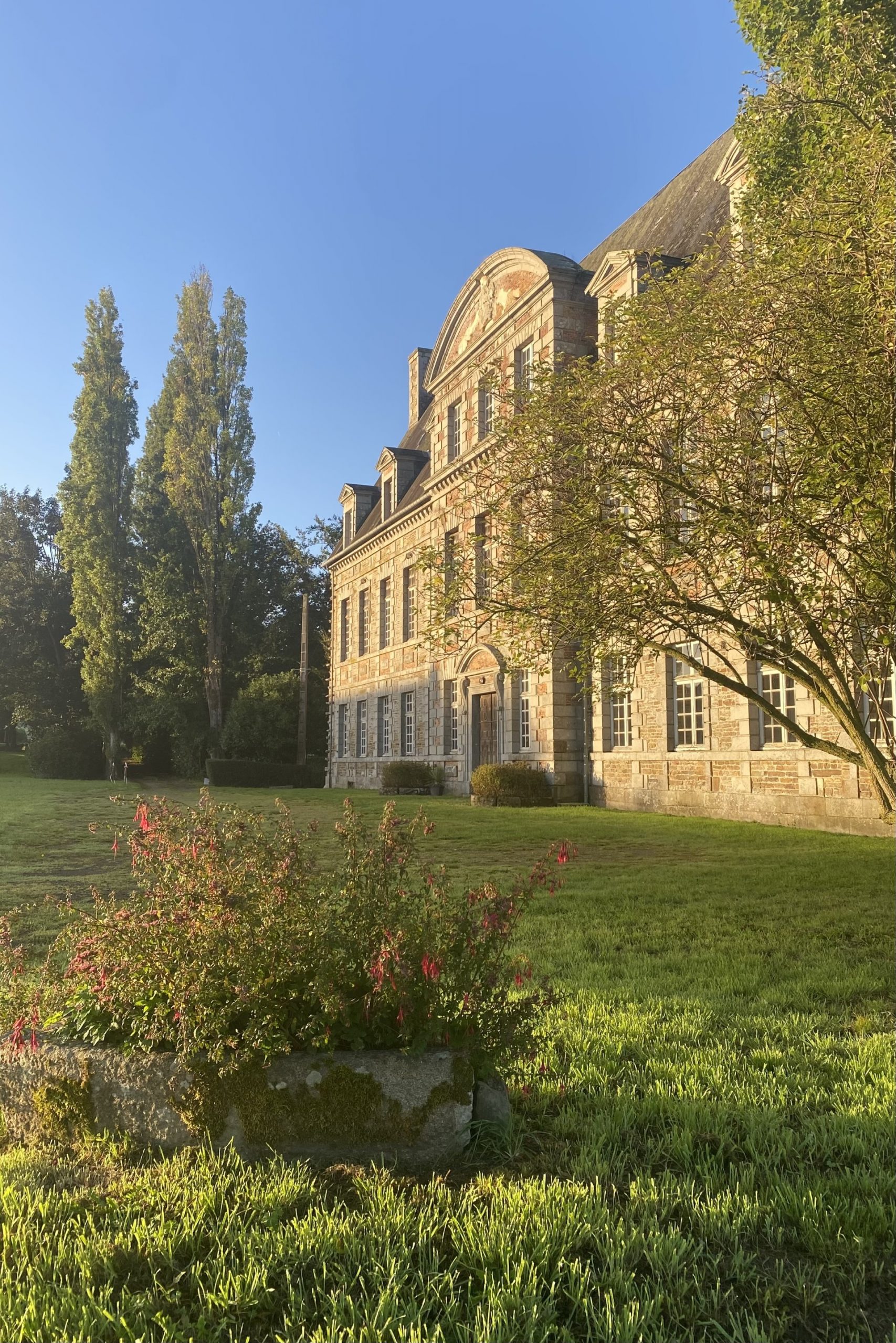 Château de Vassy Brécey; Normandie, Manche, à côté du Mont-Saint-Michel;